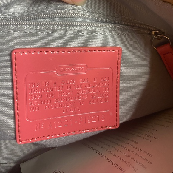 Vintage Coach purse. Never used/Pristine condition - Picture 8 of 8